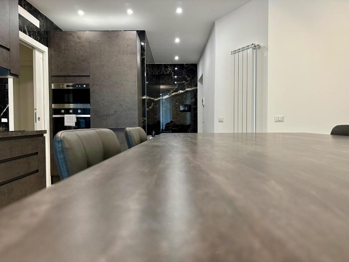 Magic Place Bergamo! Classy Apartment In The Heart Of The City Zewnętrze zdjęcie